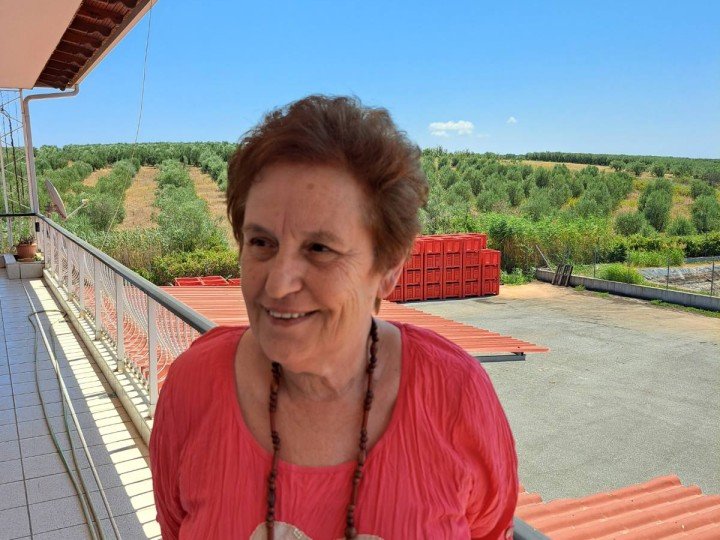 Eleni Vouza 77 photo Eleni Vouza uai ARTOLIO Best AOVE, EVOO, Extra virgin olive oil